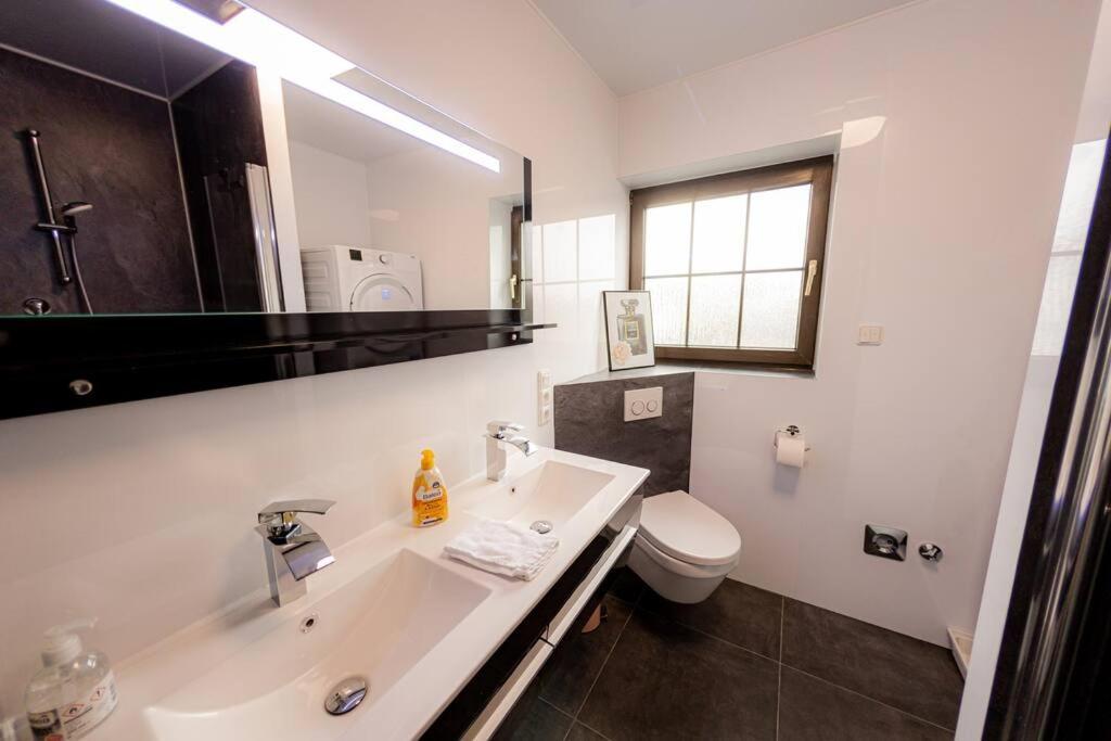 Neu-Anspach Wohnung Hirschhoehe Im Taunus מראה חיצוני תמונה