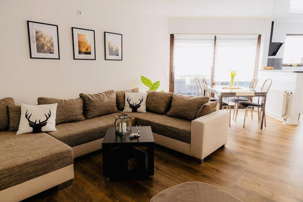 Neu-Anspach Wohnung Hirschhoehe Im Taunus מראה חיצוני תמונה
