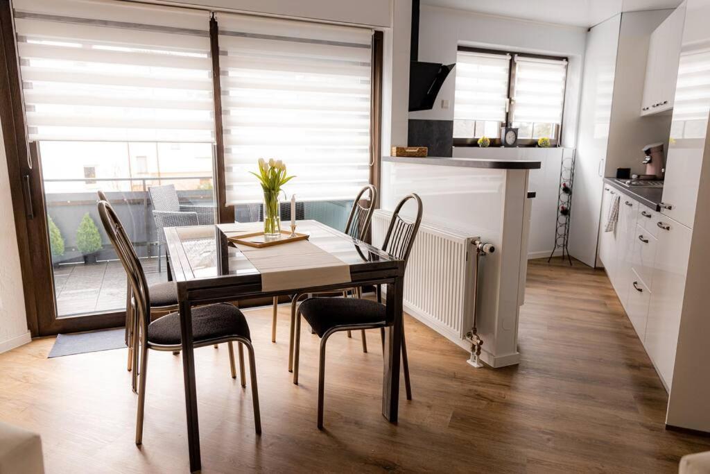 Neu-Anspach Wohnung Hirschhoehe Im Taunus מראה חיצוני תמונה